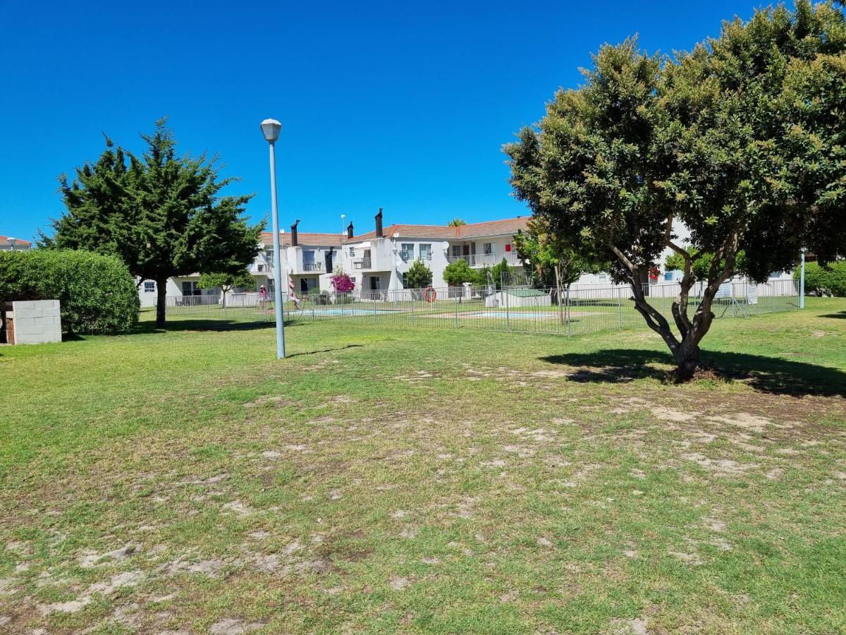 Modern Apartment Close To Kite Beach Langebaan Bagian luar foto
