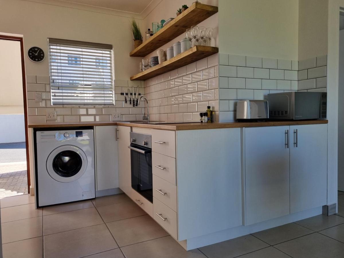 Modern Apartment Close To Kite Beach Langebaan Bagian luar foto