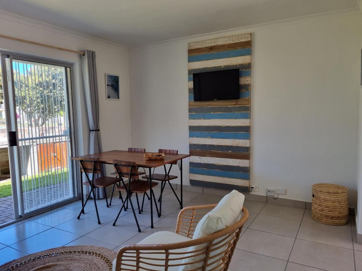 Modern Apartment Close To Kite Beach Langebaan Bagian luar foto